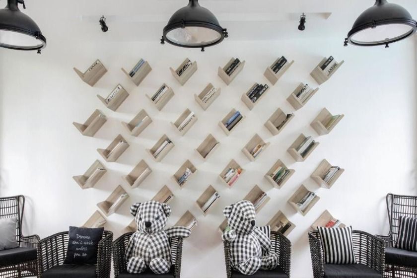 Saturdays Residence by Brown Starling phuket - lobby