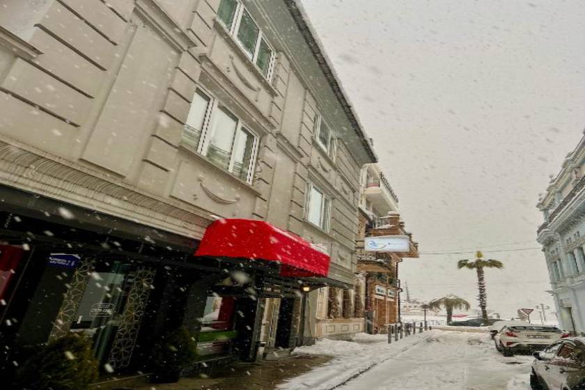 Porta Hostel - facade