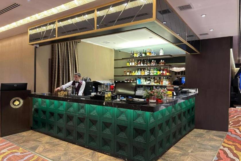 Hotel London 1889 & Casino - cafe