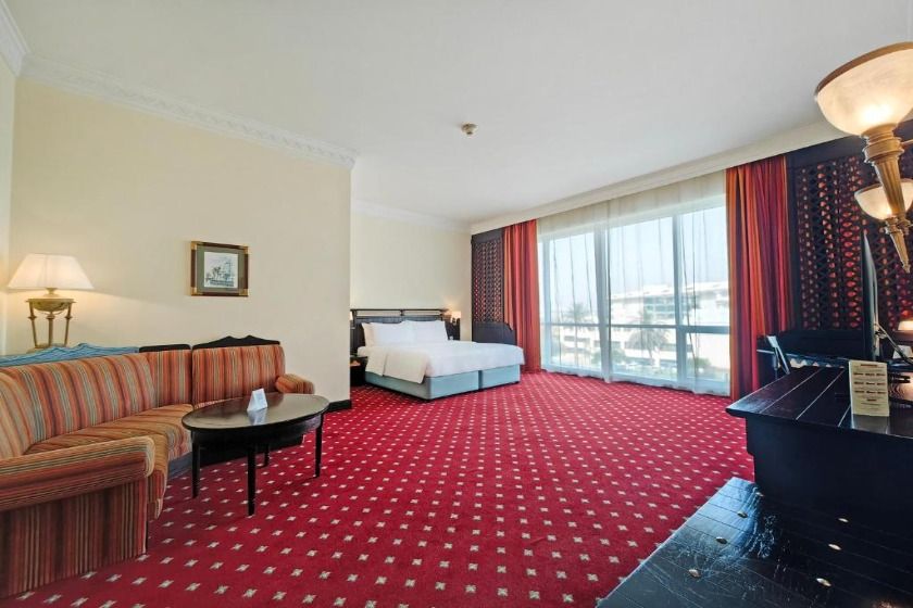 Millennium Airport Hotel Dubai - Deluxe King Room