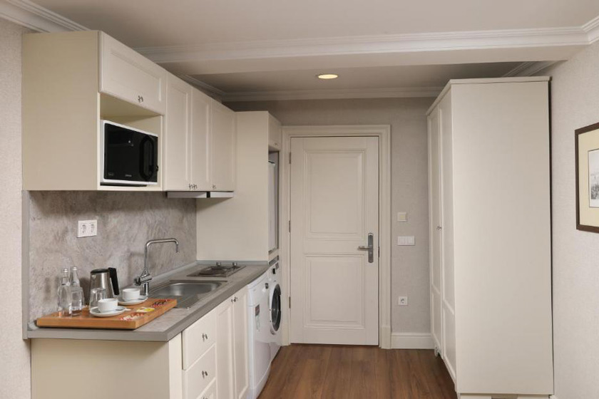 Meroddi La Porta Hotel Istanbul - Deluxe Studio - Annex