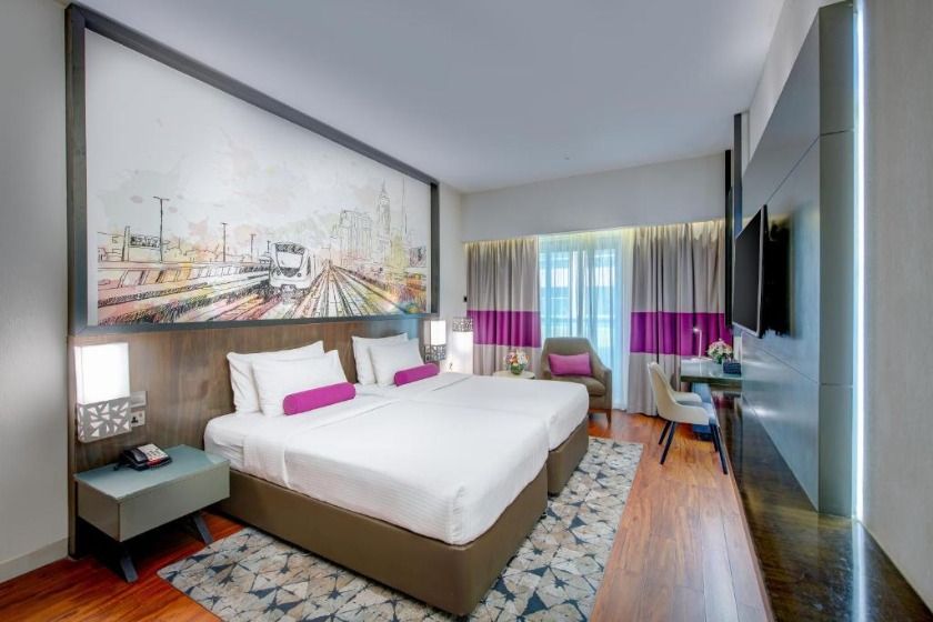 Howard Johnson Plaza by Wyndham Dubai Deira Dubai - Deluxe Twin Room