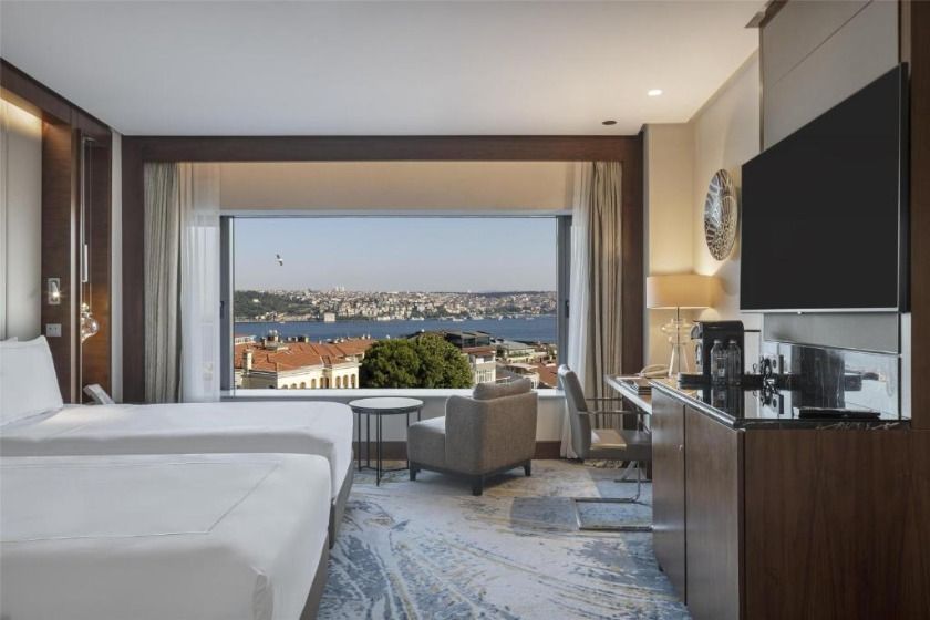 Conrad Istanbul Bosphorus Istanbul - Deluxe Twin Room with Boshporus View