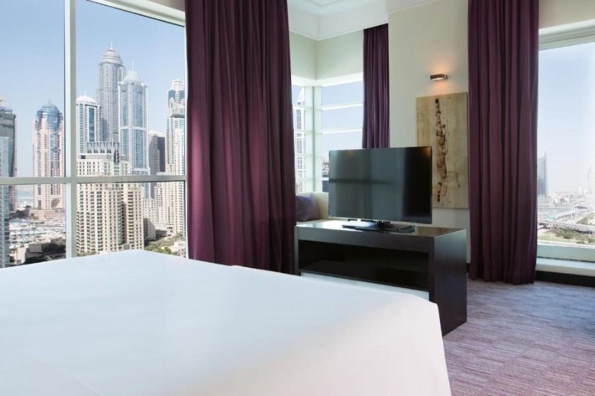 Pullman Dubai Jumeirah Lakes Towers Dubai - Deluxe Executive King Room