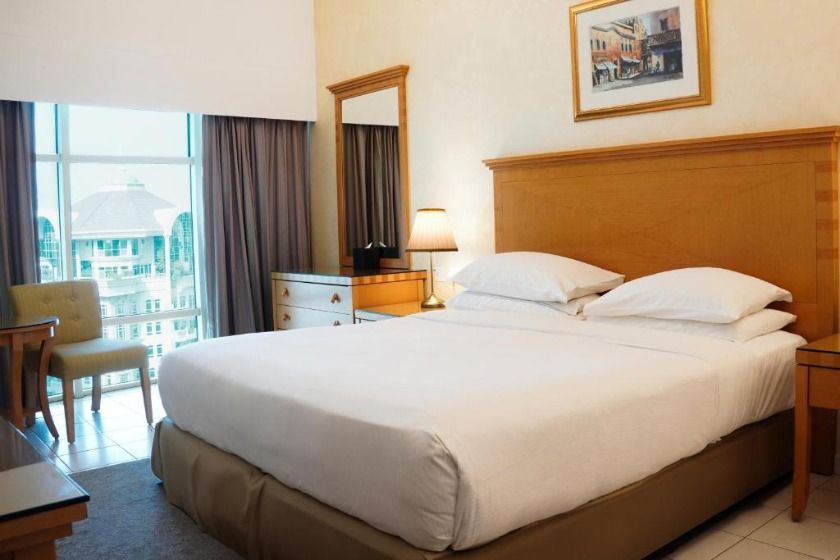 Swissotel Al Murooj Dubai - One-Bedroom Apartment