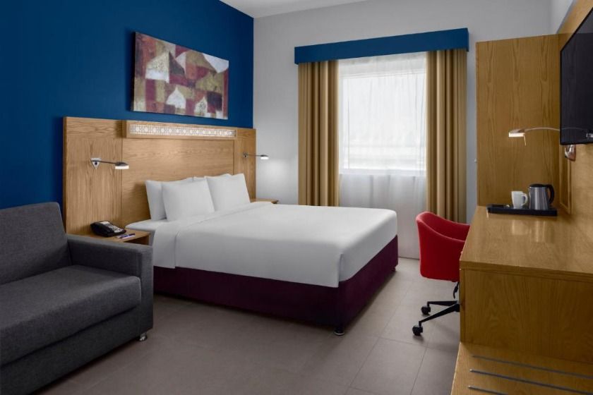 Holiday Inn Express Dubai Airport, an IHG Hotel Dubai - Standard Room