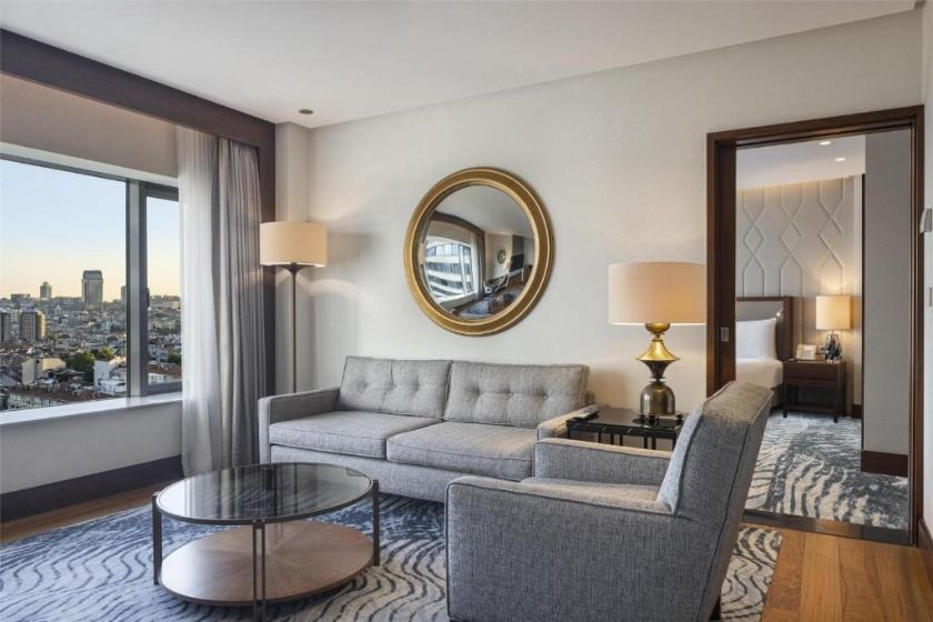 Conrad Istanbul Bosphorus Istanbul - Suite - Lounge Access