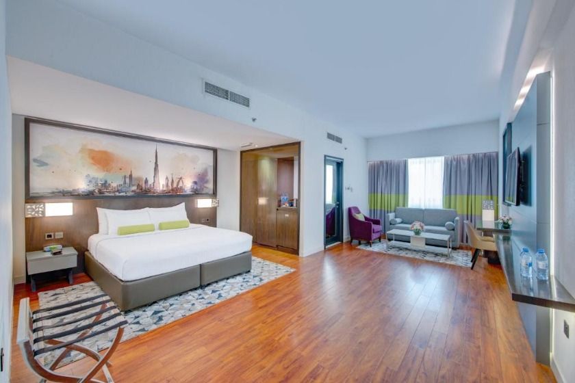 Howard Johnson Plaza by Wyndham Dubai Deira Dubai - Junior King Suite