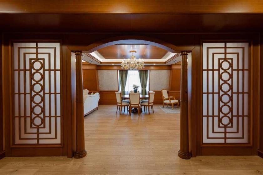 Hotel London 1889 & Casino - Presidential Suite