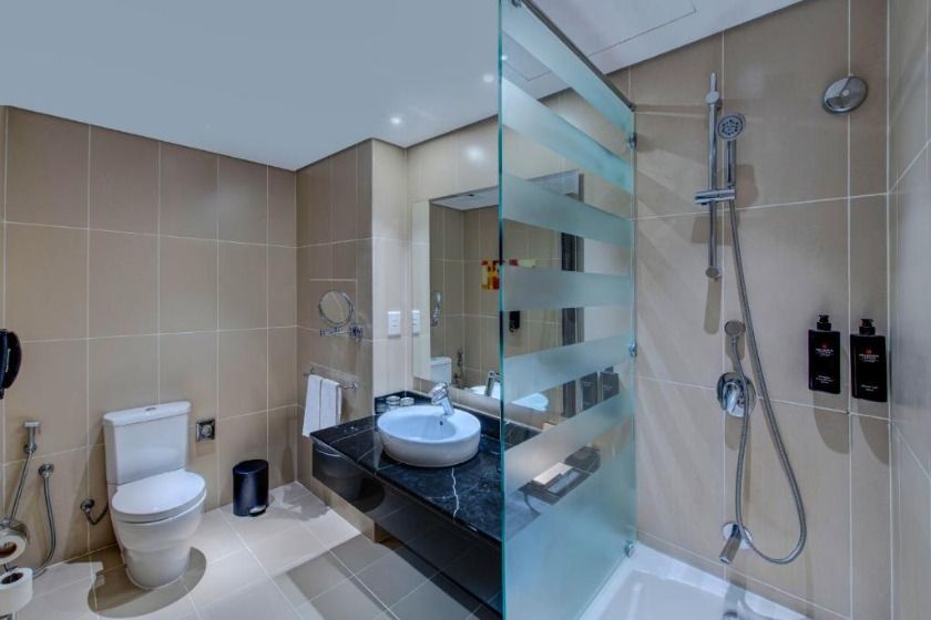 Millennium Central Downtown Dubai - Business Class Room with King Bed