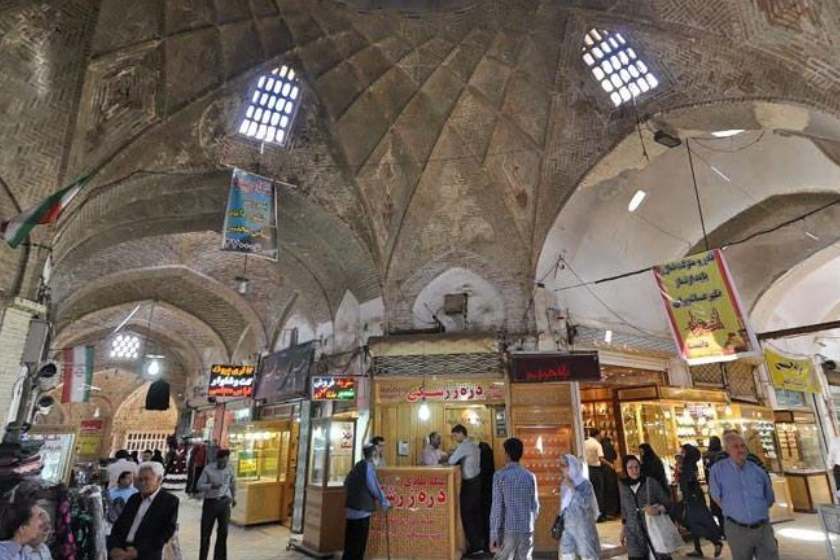 بازار و حمام خان