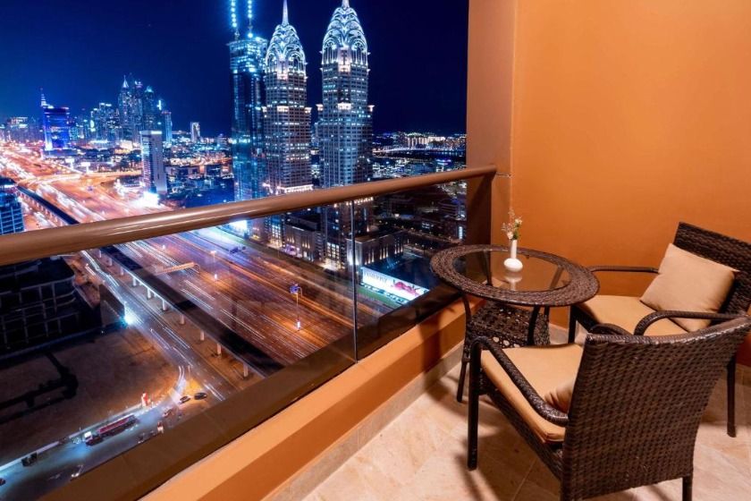 Mercure Hotel Apartments Dubai Barsha Heights Dubai - One-Bedroom Suite City View
