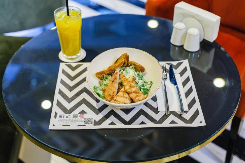 Hotel Intourist Palace Batumi - food and drink