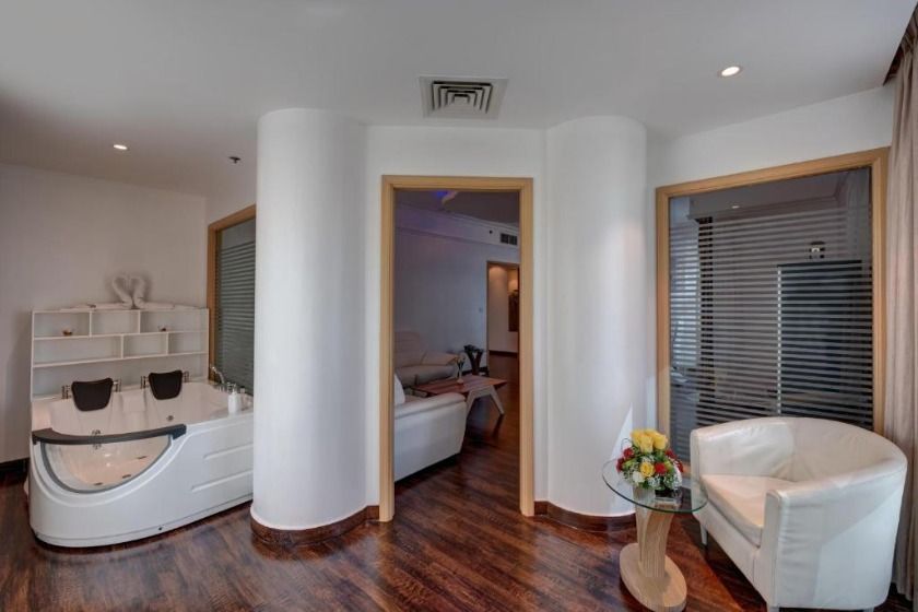 Emirates Grand Hotel Dubai - Grand Suite with Burj Khalifa View