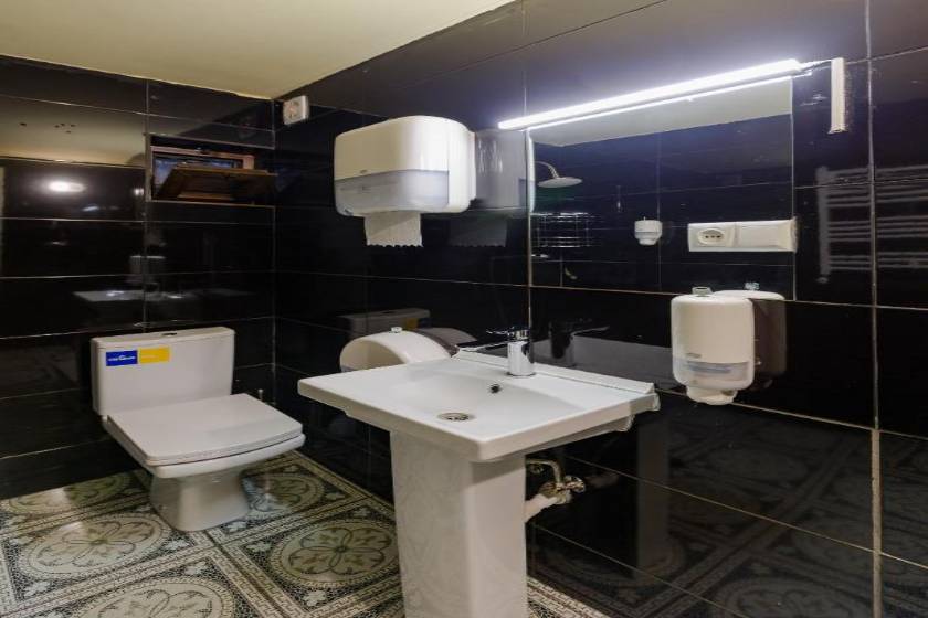 Batumi Surf Hostel - Family Room