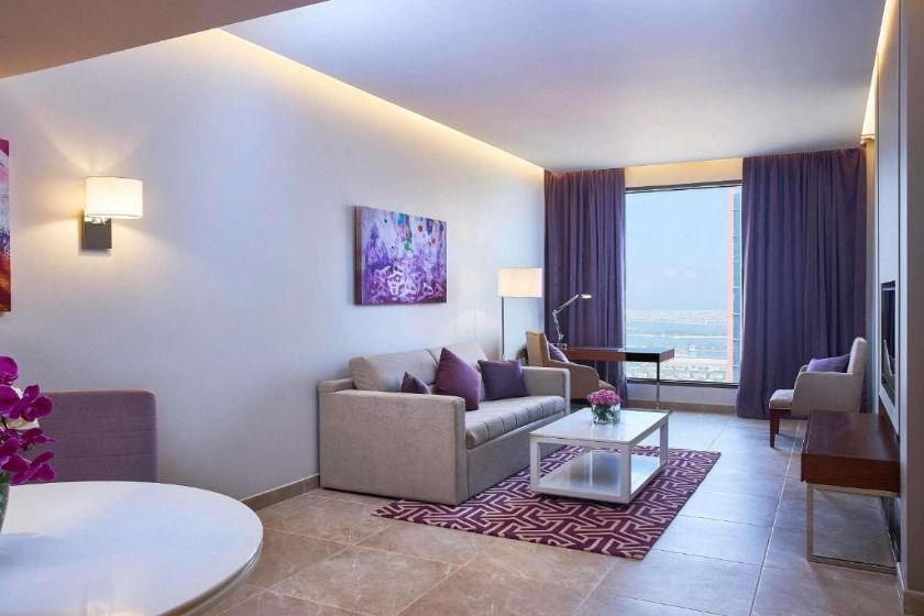 Mercure Hotel Apartments Dubai Barsha Heights Dubai - One-Bedroom Suite City View
