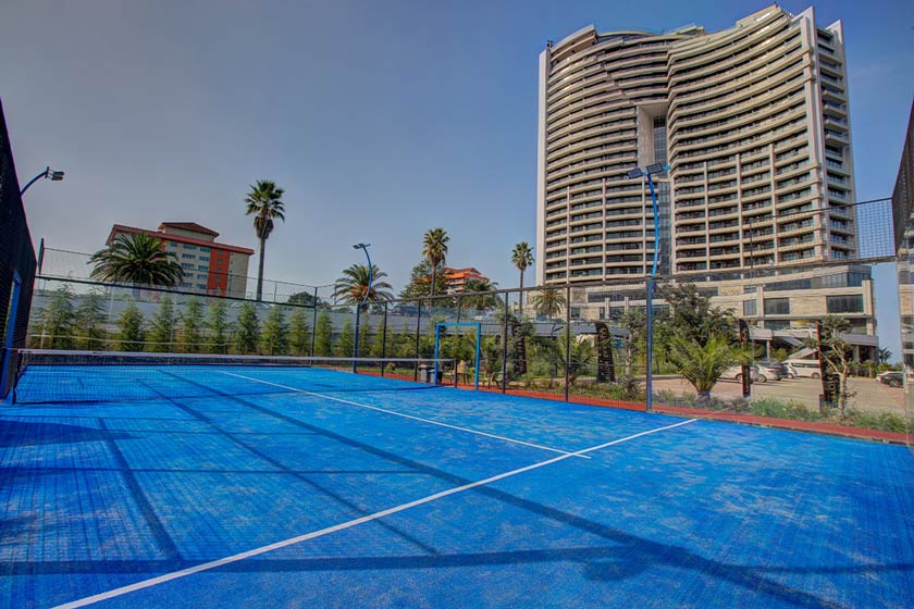 هتل آراز نوشهر - زمین تنیس