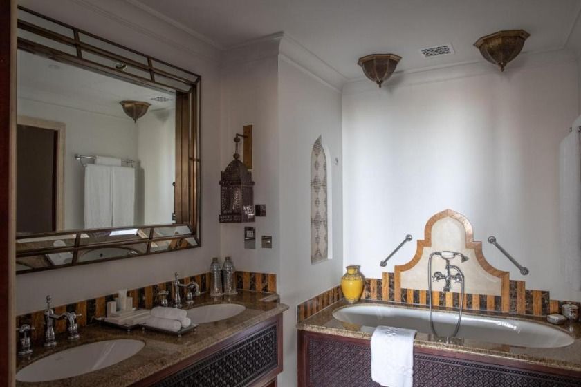 Jumeirah Al Qasr Dubai - Arabian Family Club Room