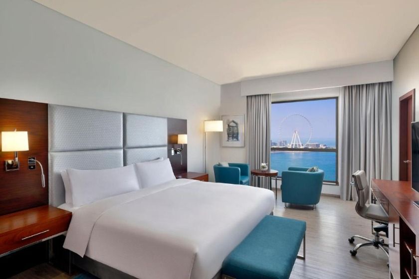 Hilton Dubai The Walk - Three-Bedroom Family Suite with Balcony and Sea View
