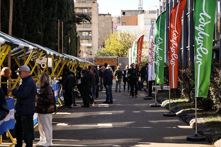 نمایشگاه غذا و محصولات کشاورزی