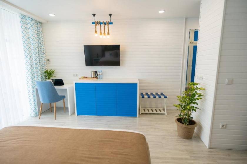 Seagull Beachfront Boutique Hotel - Superior Double Room