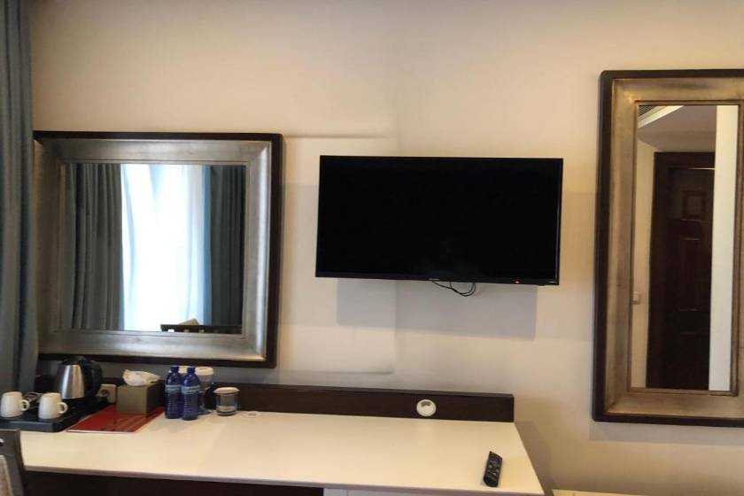 Hotel Intourist Palace Batumi - Superior Triple Room