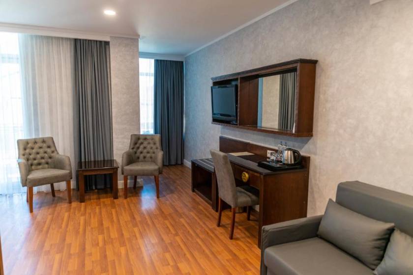 Era Palace Batumi - Superior King Room