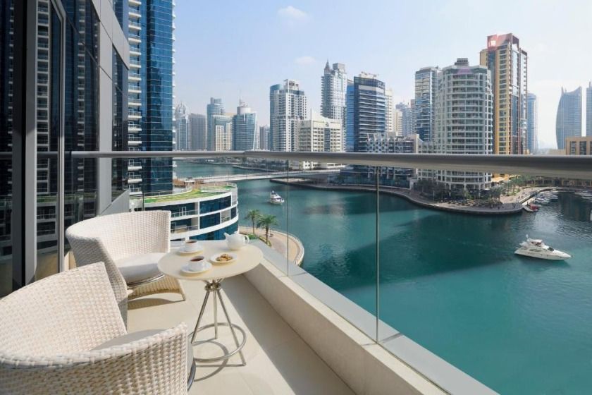InterContinental Dubai Marina, an IHG Hotel Dubai - Premium Twin Room with Balcony and Marina View