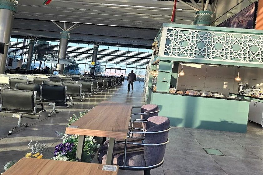 کافه و رستوران فرودگاه کرمان