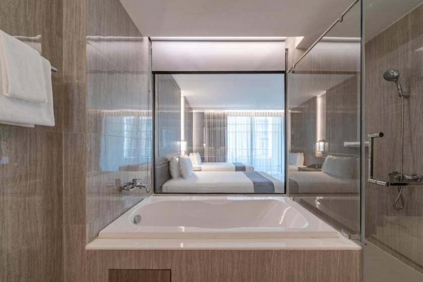 Mandarin Eastville, Pattaya - SHA Extra Plus - Classic Grand deluxe Twin