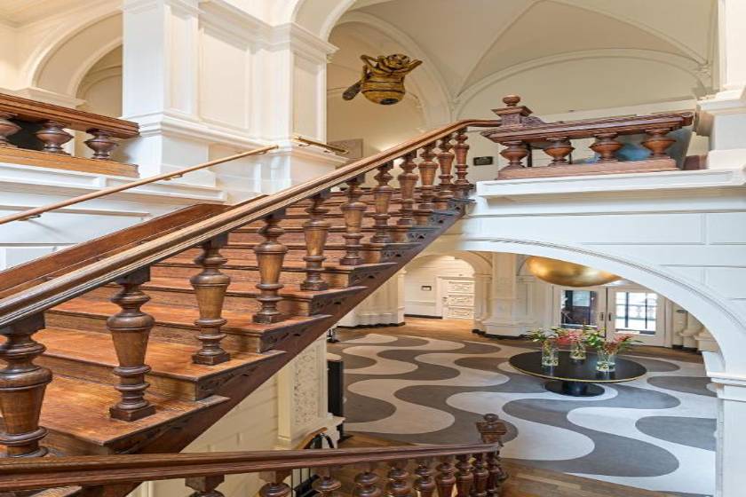 Pestana Amsterdam Riverside - facade