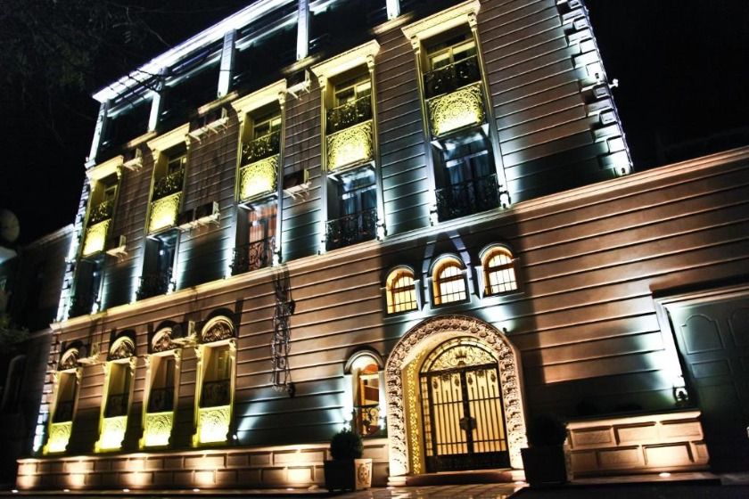 East Legend Hotel baku