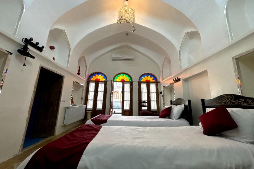 بوتیک هتل شاهان اصفهان - اتاق چهار تخته وزیر نشین VIP