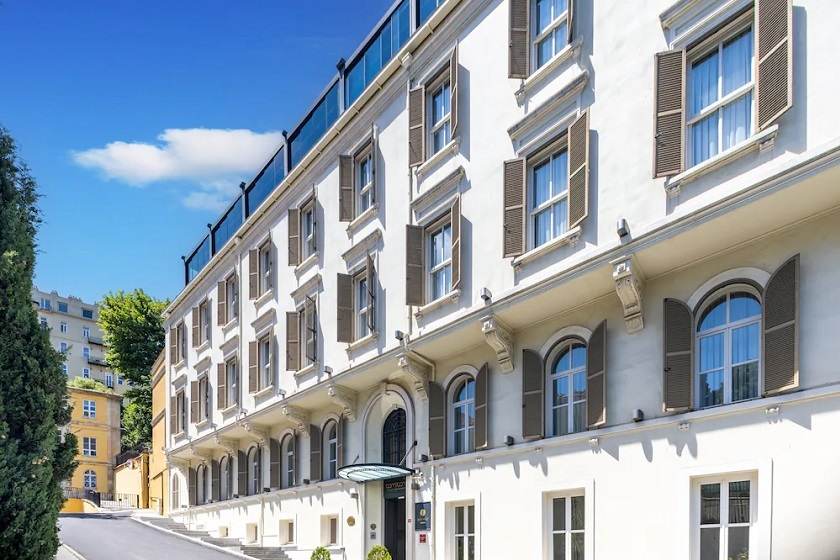 هتل تومتوم سوئیتس. منبع عکس: گوگل مپ. عکاس: Exterior