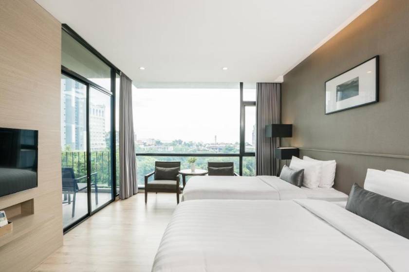 Altera Hotel and Residence - Deluxe Double or Twin Room with City View