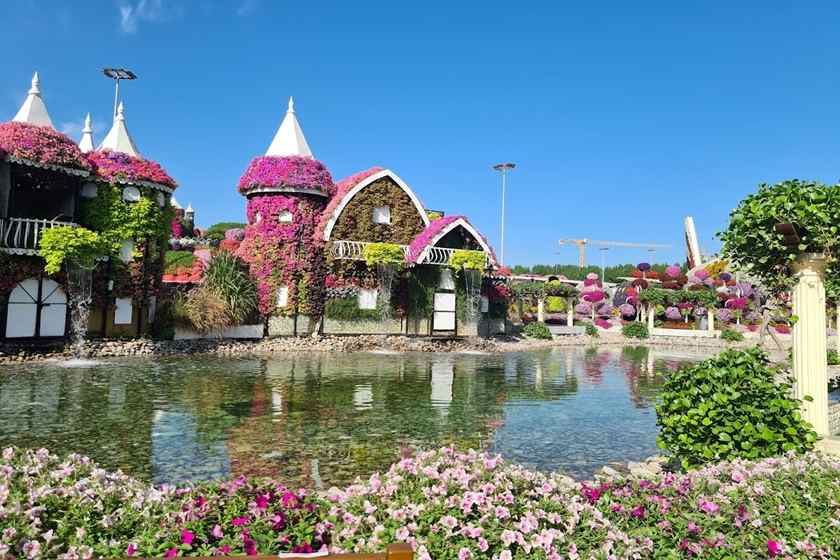 باغ گل معجزه دبی کجاست؟