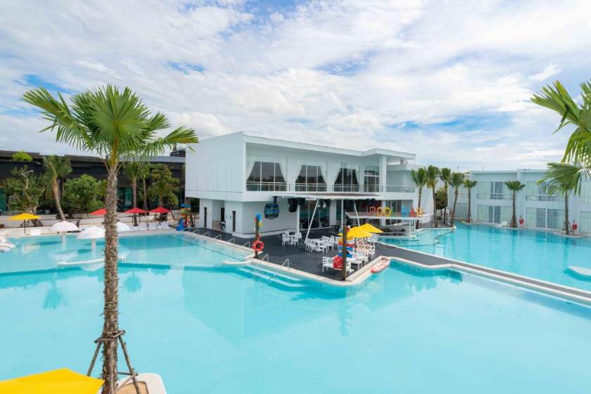 The Gems Mining Pool Villas Pattaya - facade