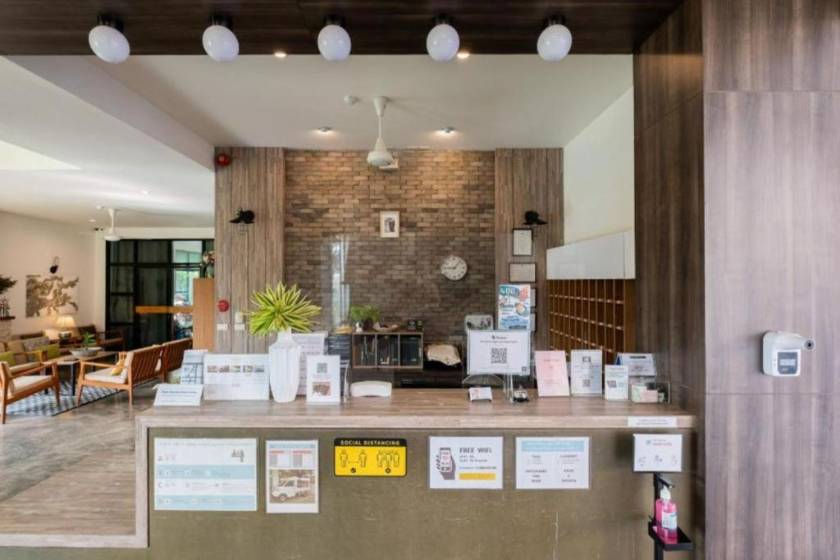 The Corner Lodge - reception