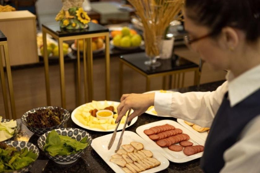 Navruz Hotel Tashkent - breakfast