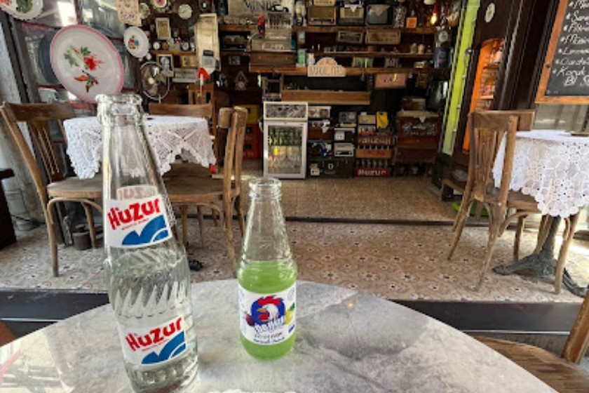 کافه مونیره