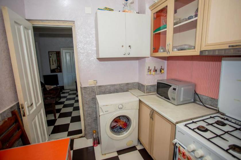 Hostel California - Single Bed in Male Dormitory Room