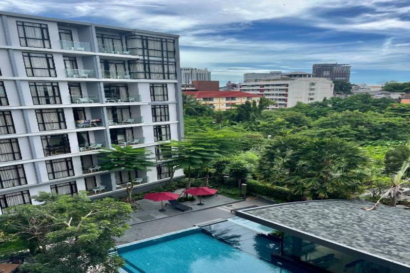 Arden Hotel & Residence Pattaya -  facade