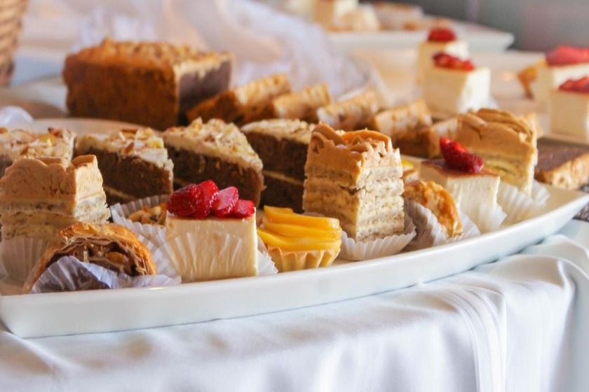 The Crescent Beach Hotel baku - food and drink