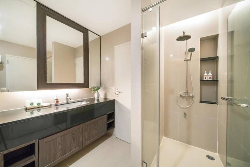 Altera Hotel and Residence - Deluxe Double Room with Pool View