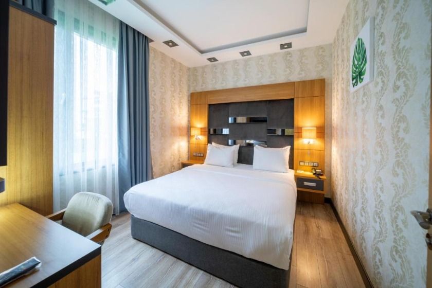 Holiday Inn - Trabzon - One-Bedroom King Suite with Balcony