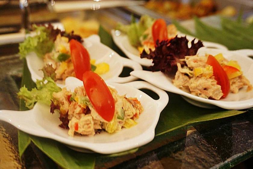KTK Pattaya Hotel & Residence - food and drink