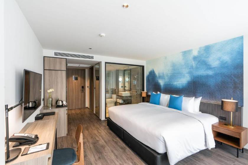 Best Western Plus Nexen Pattaya - 	 +  Show prices Deluxe Double Room Non-Smoking – Pool View