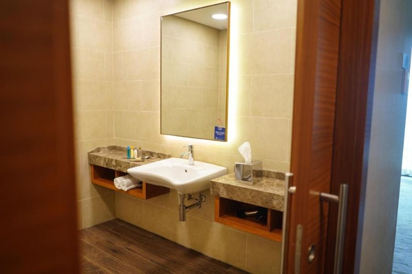 DoubleTree By Hilton Trabzon - Queen Room - Mobility Access