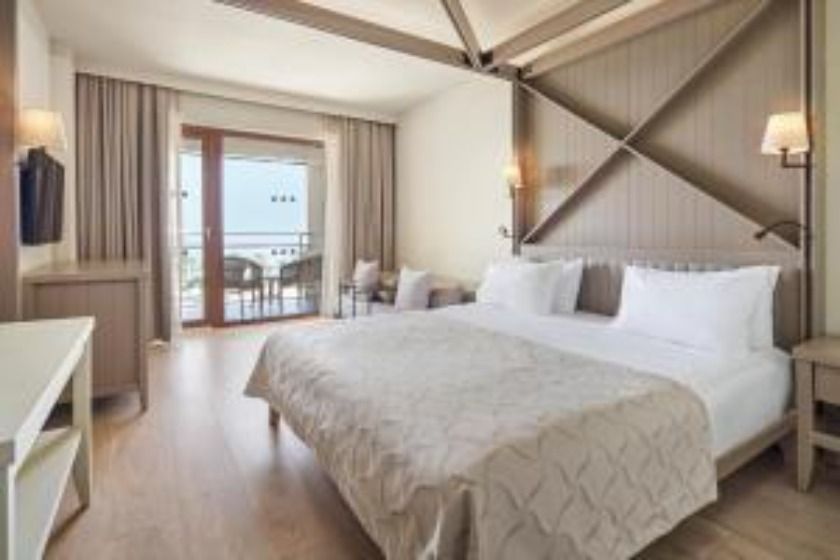 Voyage Sorgun Hotel Antalya -Standard Sea Triple