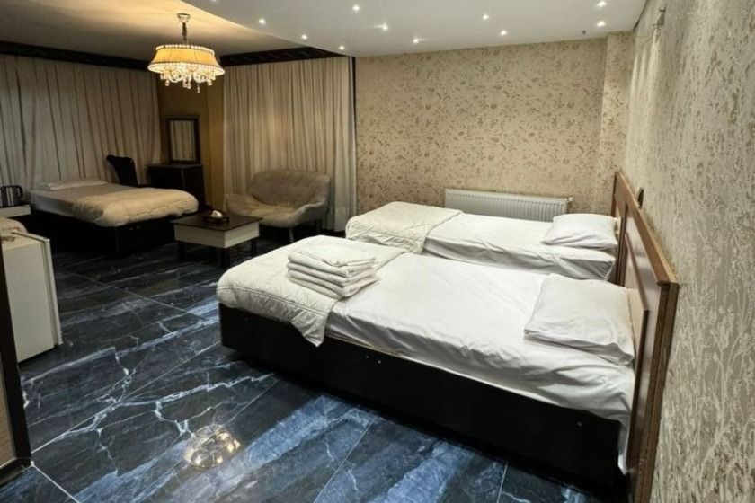 هتل آرین همدان - اتاق سه تخته